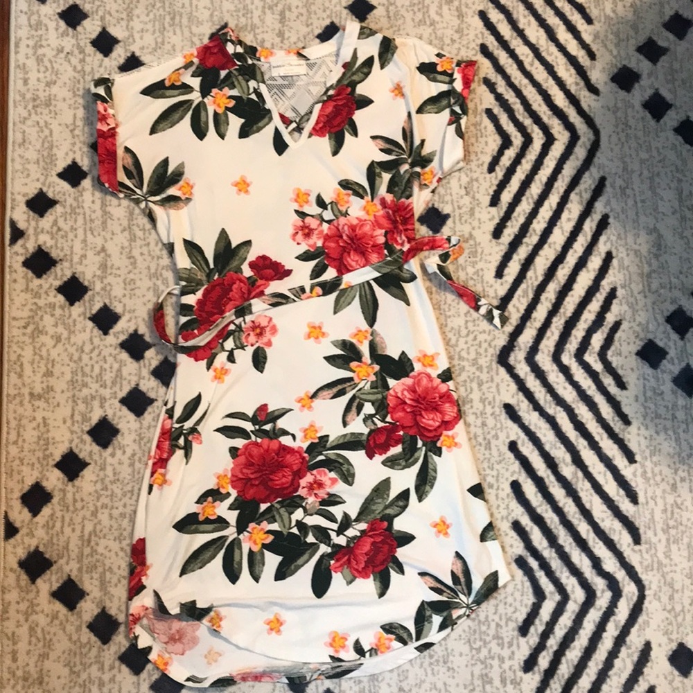 Floral dress with tie belt